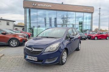 2014 1.4 100KM benzyna 190.839km Essentia HAK